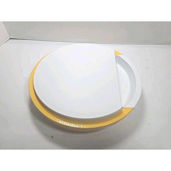 Complete Vintage Tupperware Yellow Grater Cutting Board Slicer Set - Picture 5 of 7